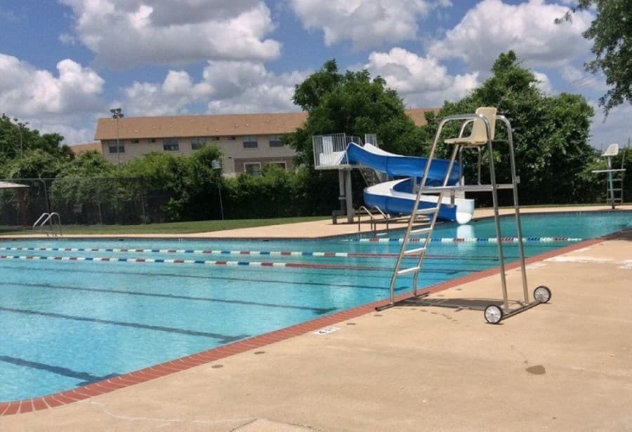 Springwoods Pool now open after repairs and 6 other Northwest Austin business updates to know