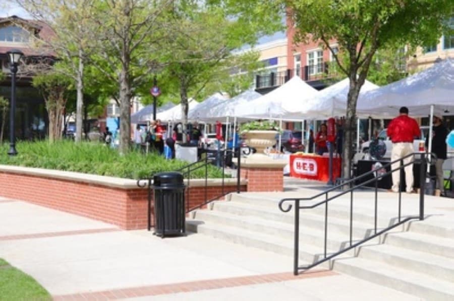 A health and fitness expo will open at Market Street in early April. (Courtesy The Woodlands Area Chamber of Commerce)
