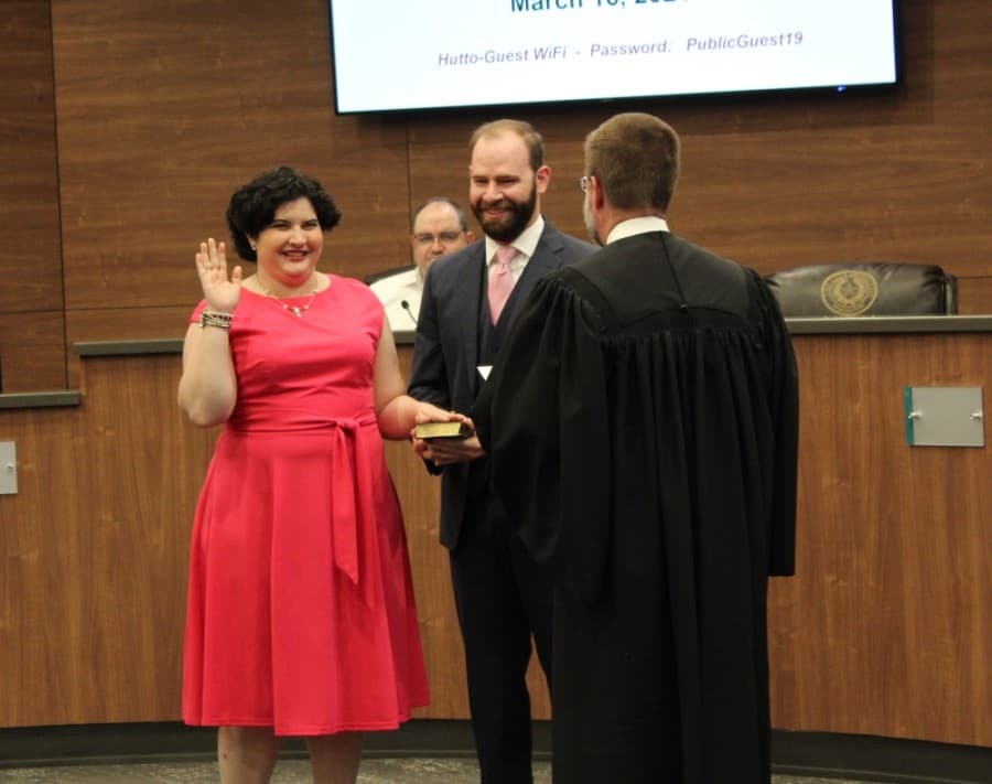 Amanda “Mandi” Villarreal Salvo is sworn in as Place 3 City Council member during the March 16 special session. (Megan Cardona/Community Impact Newspaper)