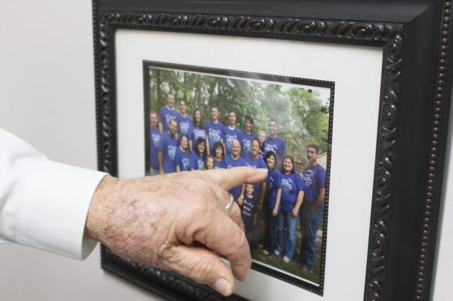 Aaron’s wife, children, grandchildren and great-grandchildren supported him when he ran for mayor in 2015. (Kelly Schafler/Community Impact Newspaper)
