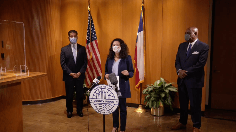 ‘No one gets left behind’: Harris County prioritizes COVID-19 vaccine access for vulnerable residents
