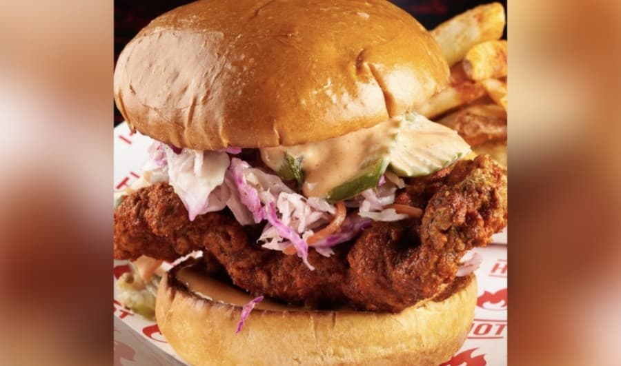 Hot Chicks Nashville Chicken celebrates grand opening in Plano