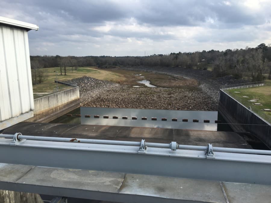 Lake Conroe Association sues San Jacinto River Authority, city of Houston over seasonal lake lowering