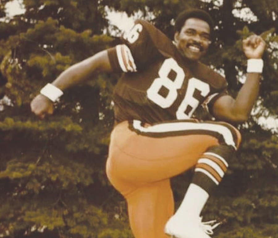 Community remembers Gerald Irons, former Conroe ISD board member and NFL player