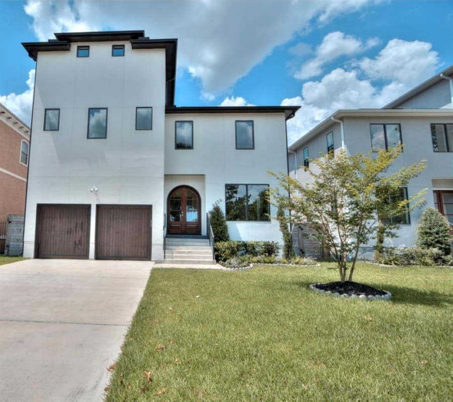 4424 Lafayette St., Bellaire: Built in 2017, this contemporary home features over 5,000 square feet of luxury living over three stories, with access to the Medical Center, downtown, and all sports and theater venues. The home features a master suite, grand entry and receiving parlor, all with fine finishes. The home flows from room to room and floor to floor and features the ability to add upgrades if desired. 4 bed, 4 full and 1 half-bath/5,116 sq. ft. Sold for $827,001-$947,000 on March 15. (Courtesy Houston Association of Realtors)