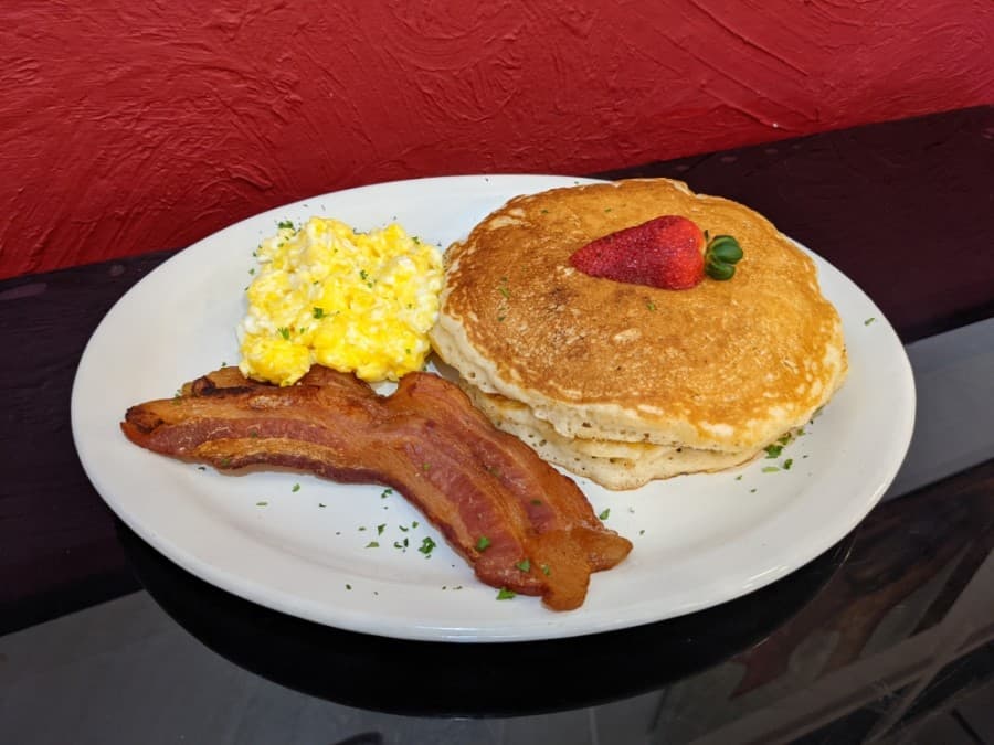 Family-owned Country Place Cafe is more than it appears