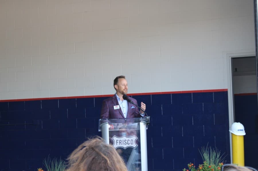 Mike Barber discusses the Frisco Community Development Corp.'s role in bringing the library to Frisco residents. (Miranda Jaimes/Community Impact Newspaper)
