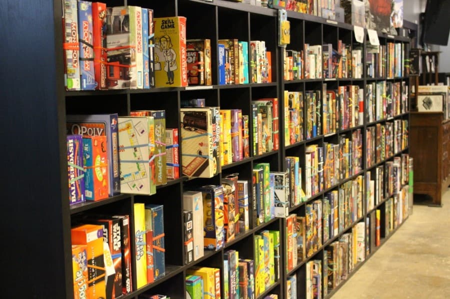 Family-owned business brings beer, board games to Katy