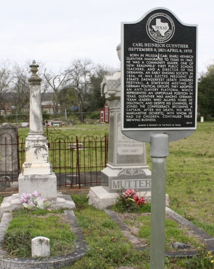Spass Walking Tours hosts historic cemetery tours in New Braunfels. (Courtesy Spass Walking Tours)