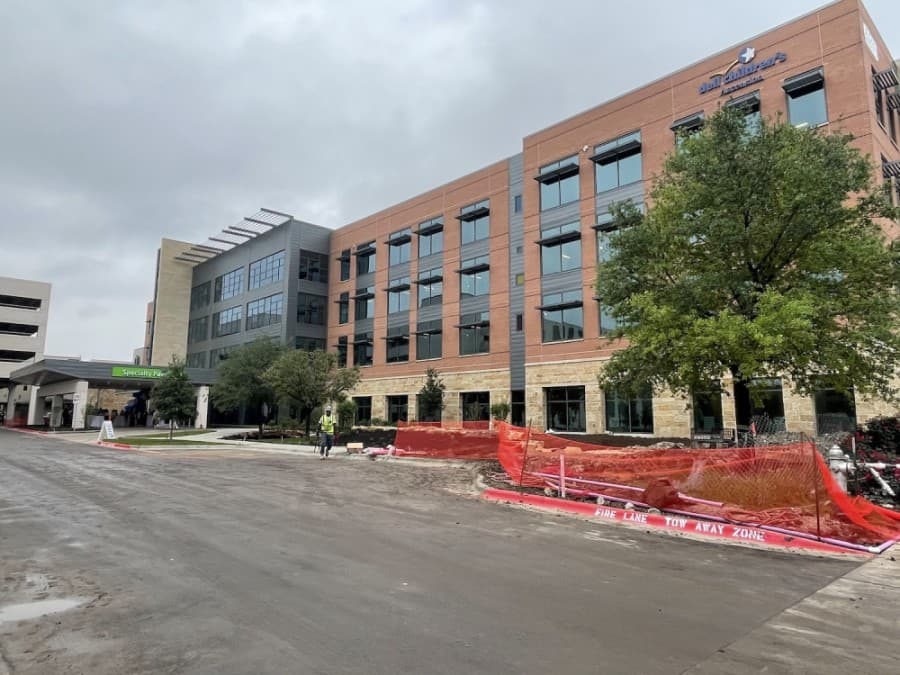 The Dell Children’s Medical Center Specialty Pavilion is located in East Austin. (Nicholas Cicale/Community Impact Newspaper)