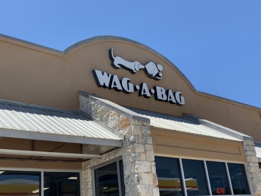 Wag-A-Bag to operate under new ownership, name; Austin, TxDOT at odds over I-35 overhaul; and more top Central Texas news