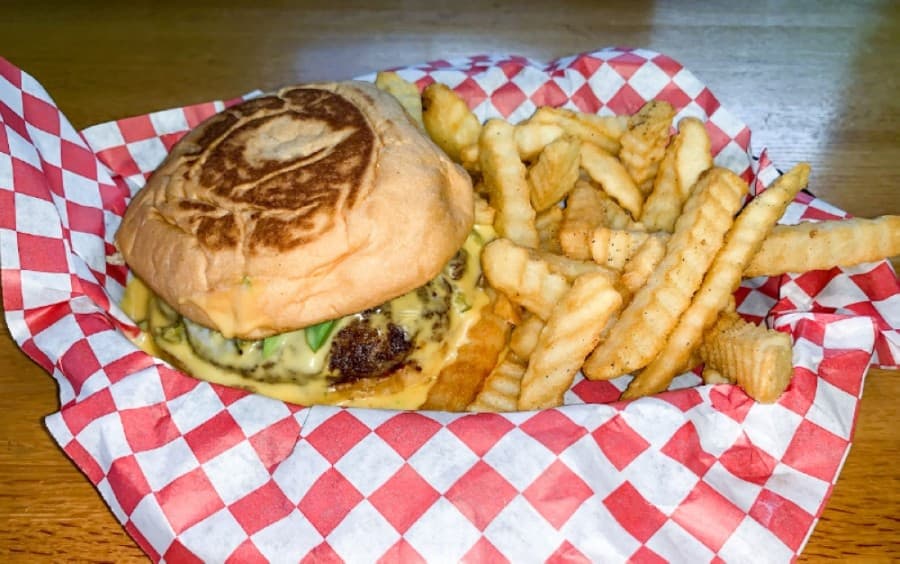 Big Rob's Burgers opens new Kyle location