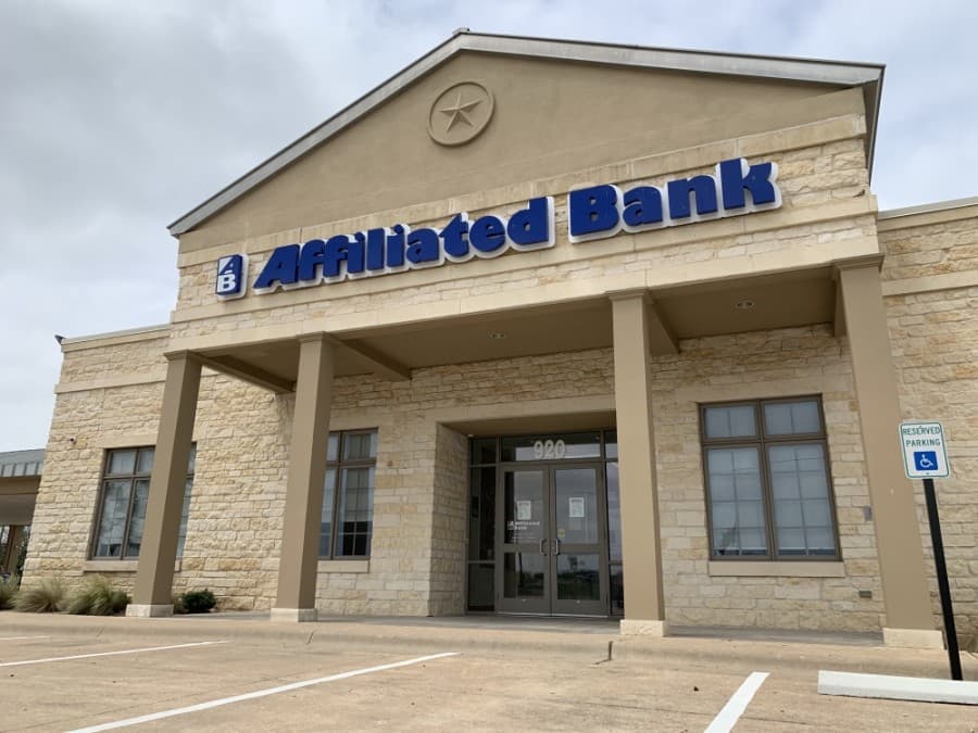 Texas-based Affiliated Bank changes name to Susser Bank