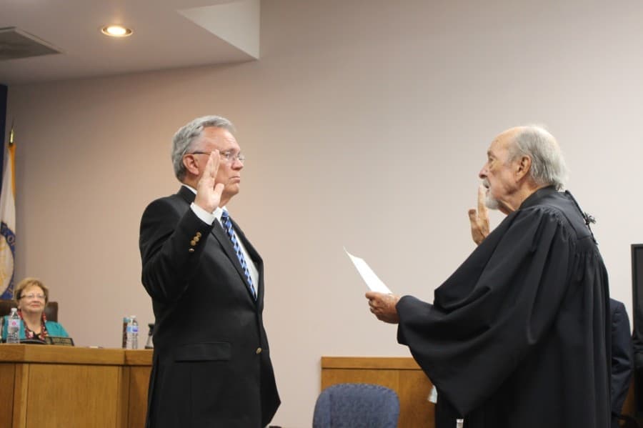 Mayor Norman Funderburk took the oath of office on May 13. (Kelly Schafler/Community Impact Newspaper)