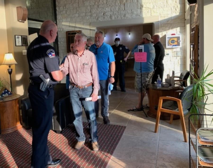 Lakeway City Council votes to accept resignation of police chief Todd Radford