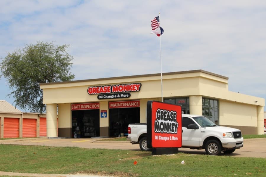 Automobile service business Grease Monkey now open in Plano