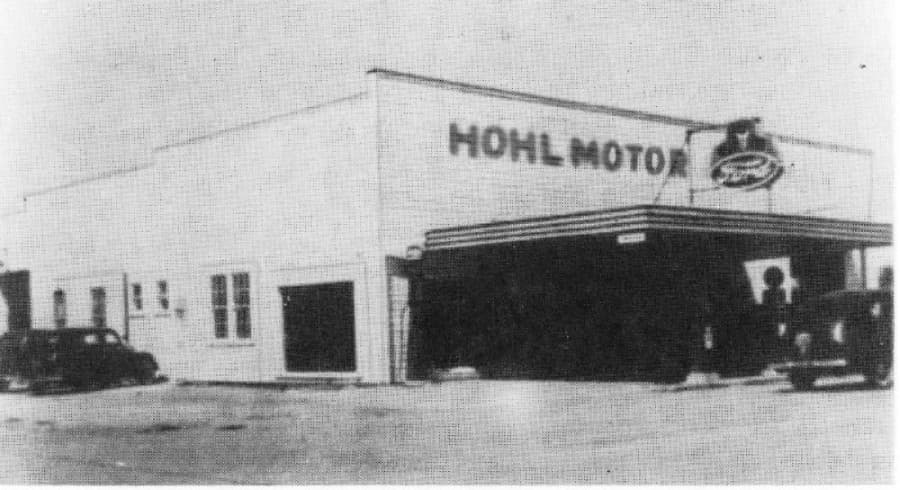 Hohl Motor Co. originally sat across from Main Street Crossing on West Main Street. (Courtesy “A Tribute to Tomball”)
