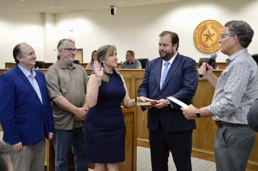 Q&A with Leander's new mayor Christine Sederquist