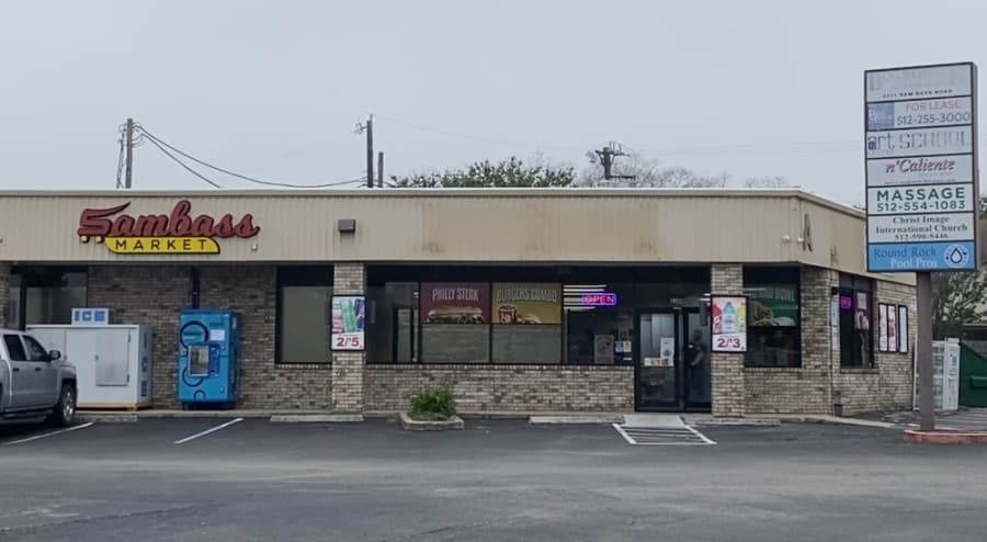 Market offering grocery items, a deli and alcohol now open in Round Rock
