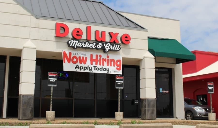 Deluxe Market and Grill opens to customers in Plano