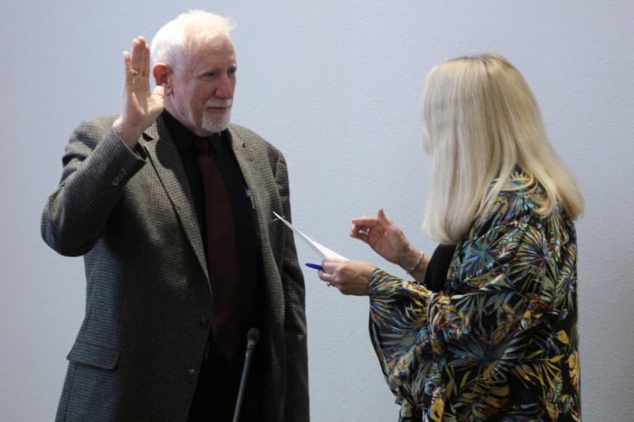 Schluter, Hatfield sworn in for another term on Northwest ISD board of trustees