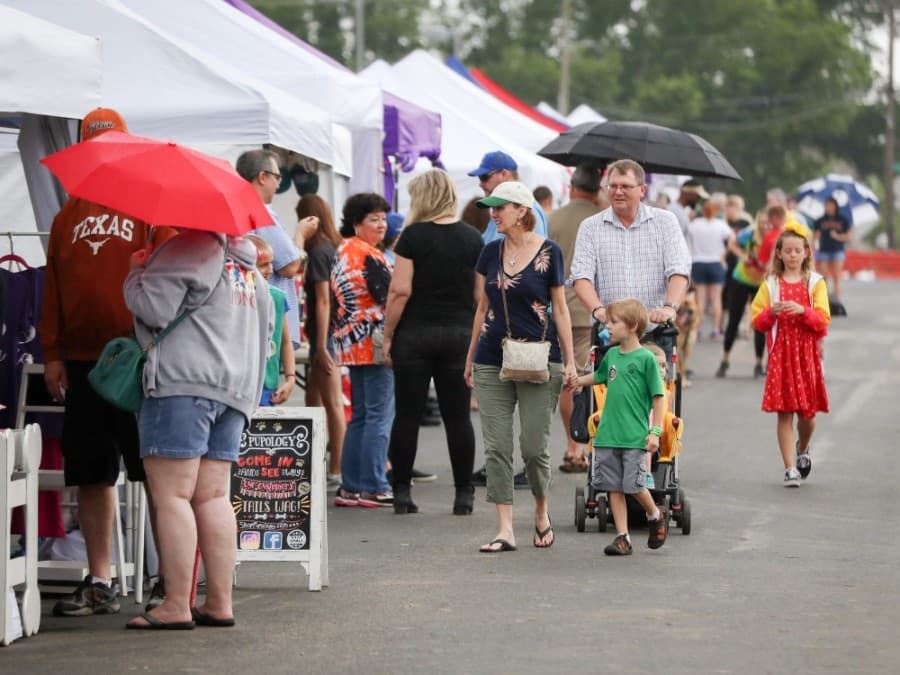 Leander Old Town Street Festival to feature live music, 5K race, local vendors
