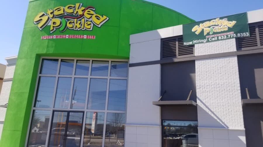 Stacked Pickle announces grand opening date for Willowbrook-area sports bar