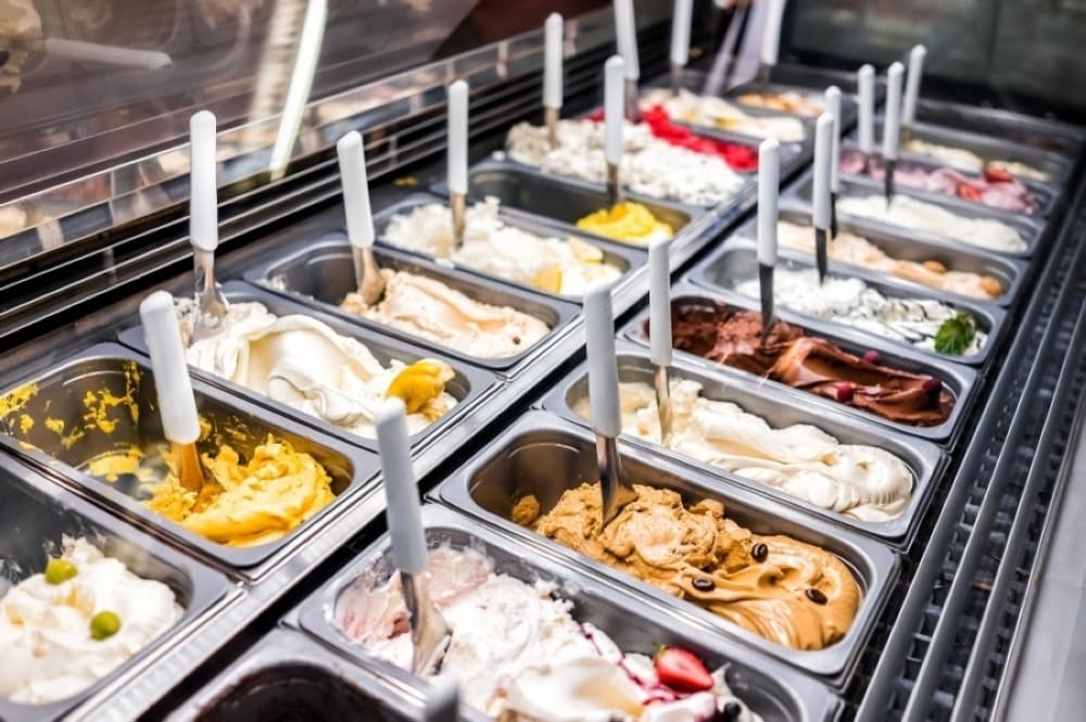 Pakistani dessert shop opens in Sugar Land; seafood restaurant coming to Katy; and more top Houston-area news