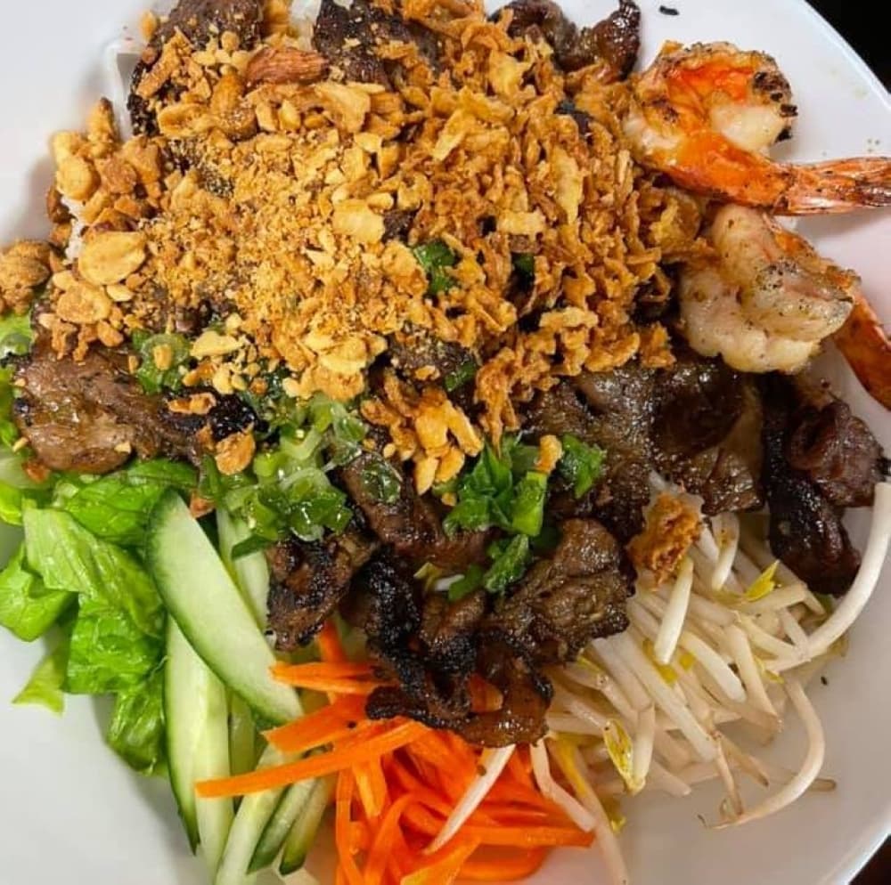 Mai Thai Pho & Grill opens in Pearland