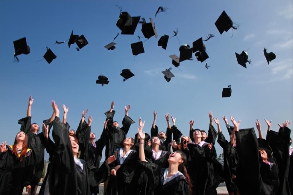 Fort Bend ISD to host class of 2022 graduations at Houston's Toyota Center