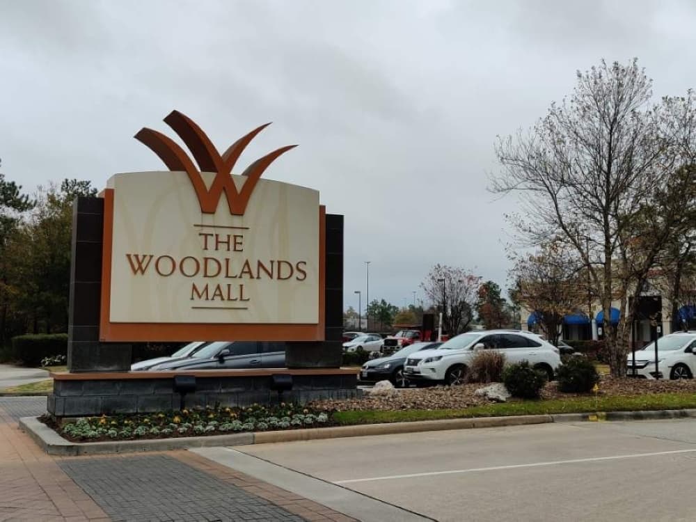 Two new food court restaurants opening at The Woodlands Mall this summer