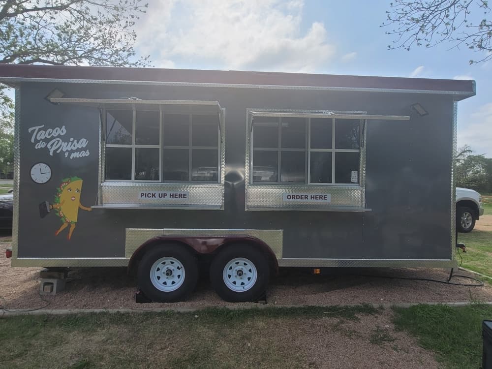 Breakfast, lunch taco trailer opens in Leander