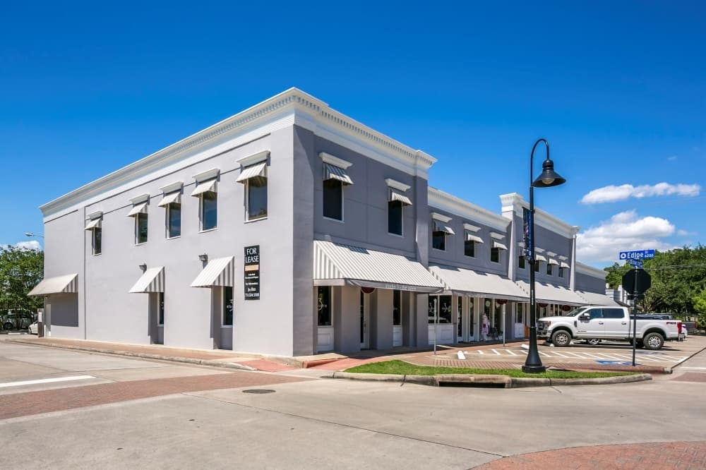 New investment company acquires West University-area mixed-use property