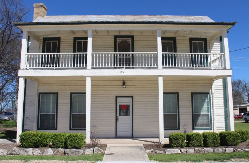 Update: Leander council OKs zoning change to allow brewpub, restaurants and other options at Davis House