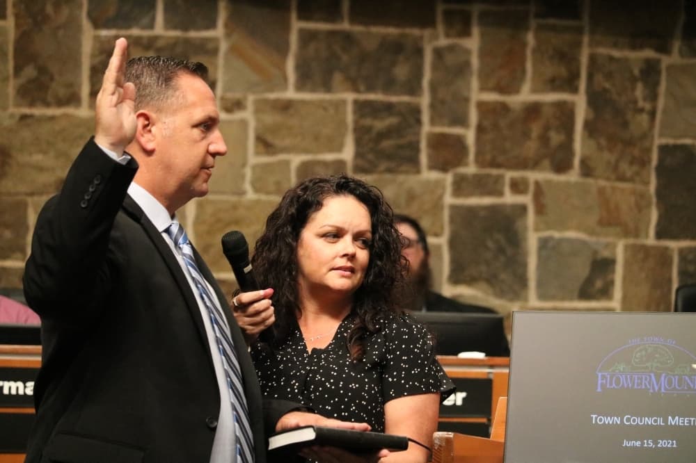 Derek France takes oath as new mayor of Flower Mound