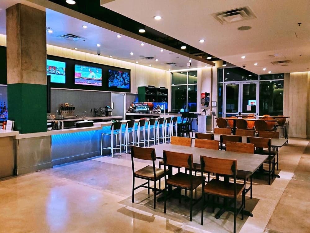 Nerdvana Frisco renovates, adds second bar