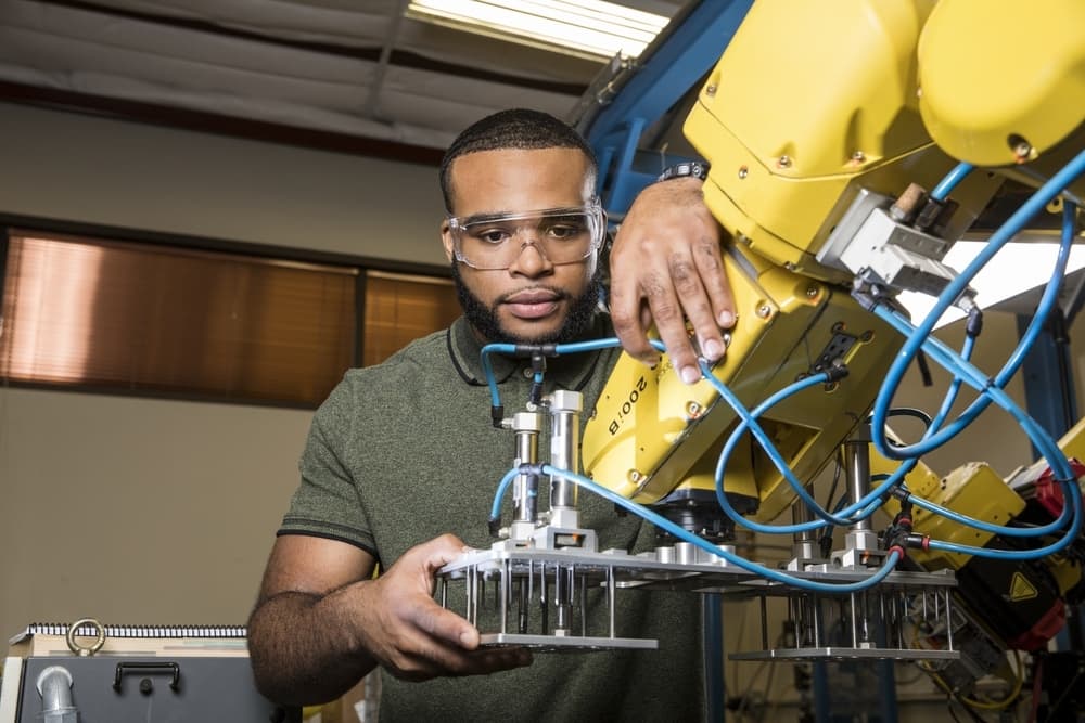 Tesla teams up with Austin Community College for manufacturing training and hiring program