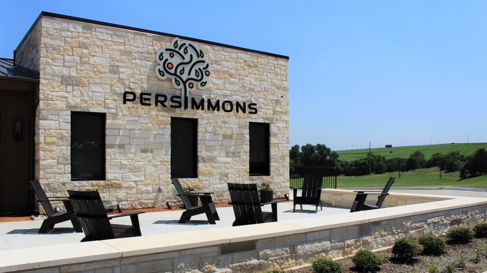 Persimmons Bar & Grill replaced the former Mulligans Grill. (Sandra Sadek/Community Impact Newspaper)