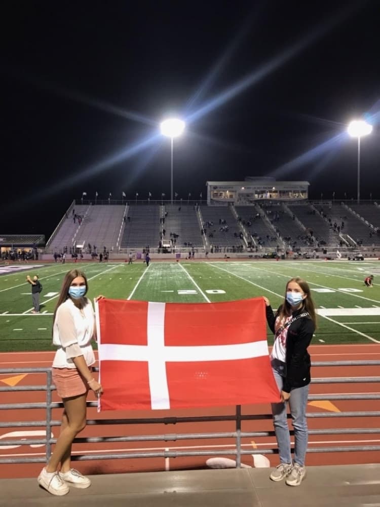Foreign exchange student program seeks host families