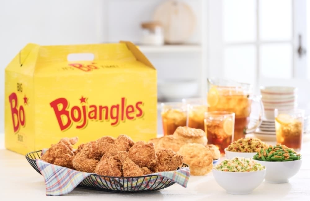 Bojangles fried chicken coming to Richardson; bar and grill opens at Grapevine golf course and more DFW-area news