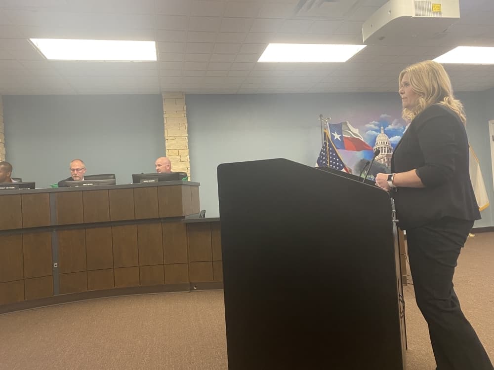 Pflugerville Chamber of Commerce to create a convention and visitors bureau