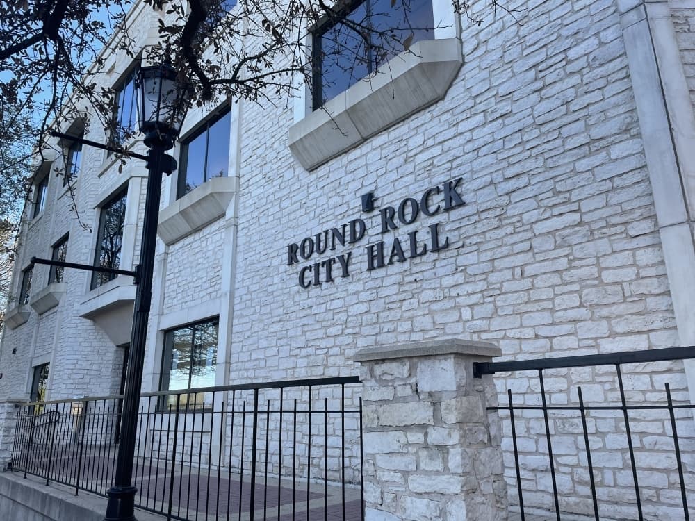Round Rock Firefighters Association gets 3% raise, contracts extended one year
