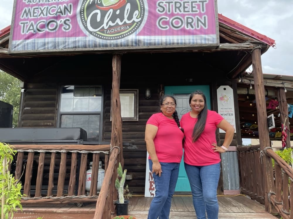 Family recipes, tradition give flavor to Tomball's Al Chile Taqueria