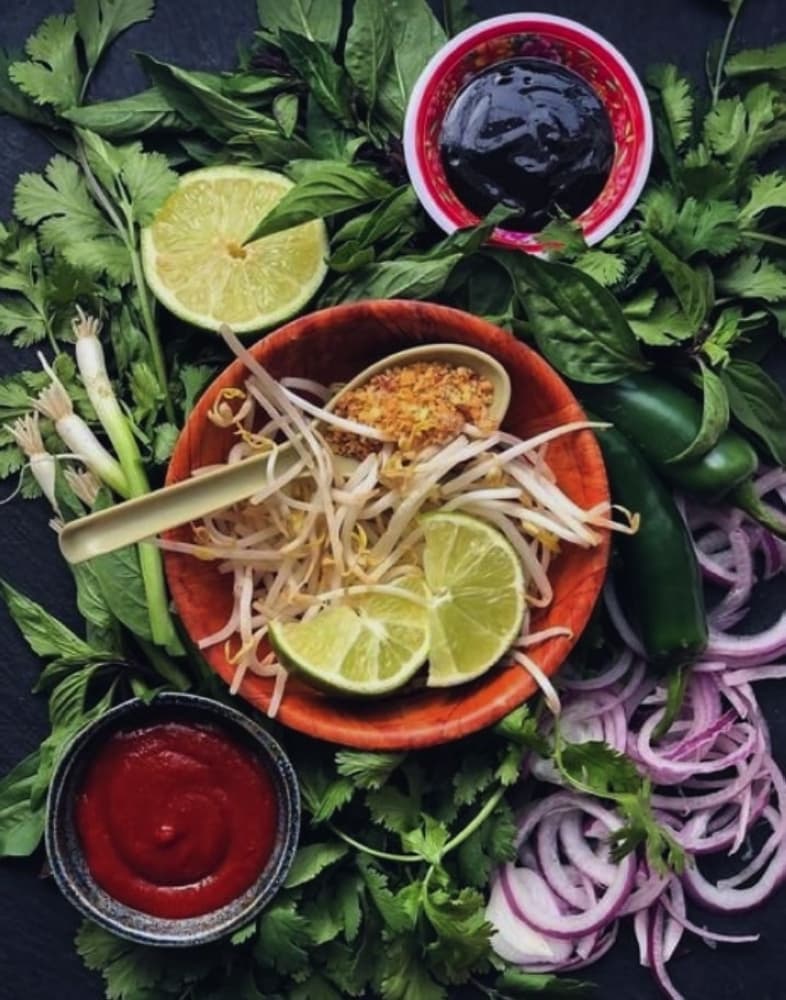 Lee's Kitchen + Cocktails to serve Asian cuisine and craft cocktails in West Lake Hills