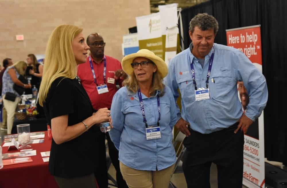 Hundreds of businesses attend job fair hosted by North Texas Congresswoman Beth Van Duyne