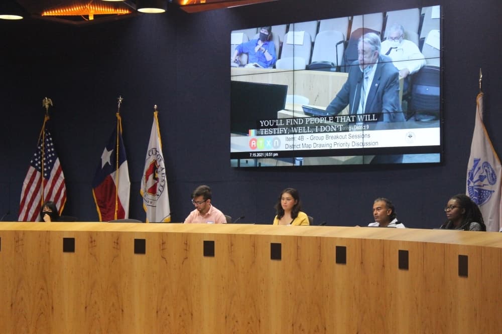 Public forums on remapping of Austin's 10 City Council districts now underway