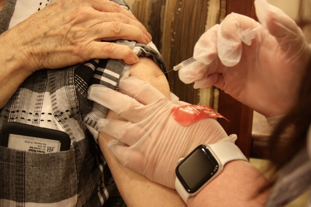 Collin County residents can now request mobile COVID-19 vaccine services