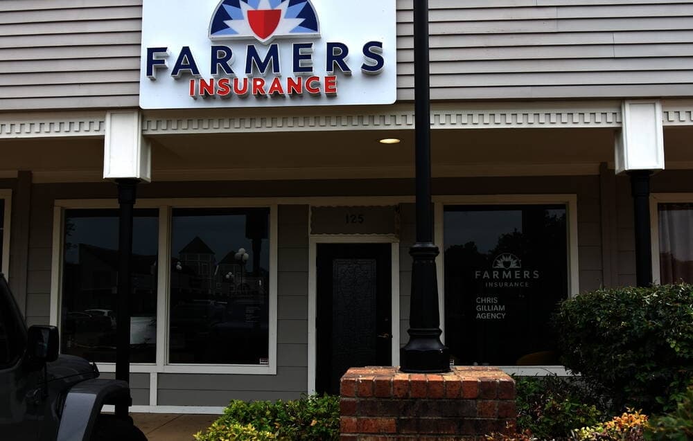 Chris Gilliam relocates Farmers Insurance office in Colleyville
