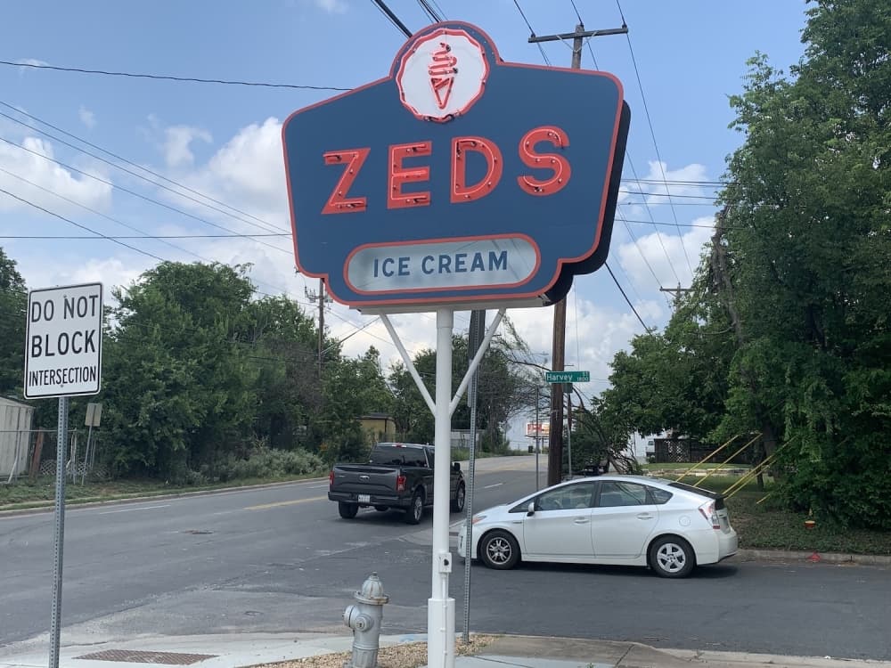 Zeds Real Fruit Ice Cream opens, plus more business news from East Austin