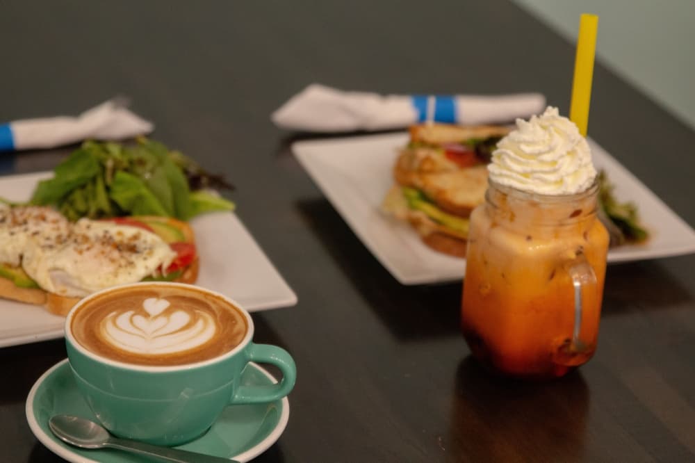 The new concept will offer fresh, locally-roasted coffee; a full breakfast menu featuring pancakes, waffles, eggs benedicts and sandwiches; gelato; desserts and bubble tea. (Courtesy Noe's Cafe)